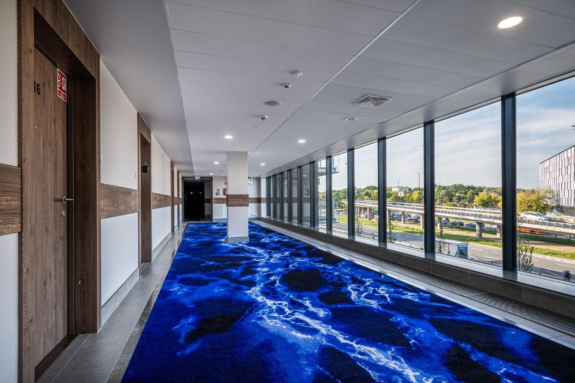 Apartment Pileckiego 59 By Perfect Warschau